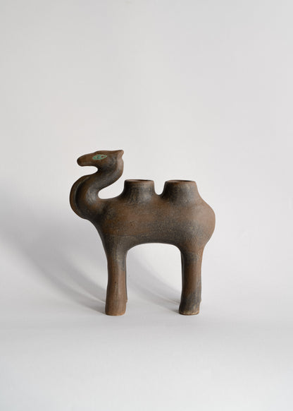 Camello Candle Holder