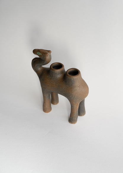 Camello Candle Holder