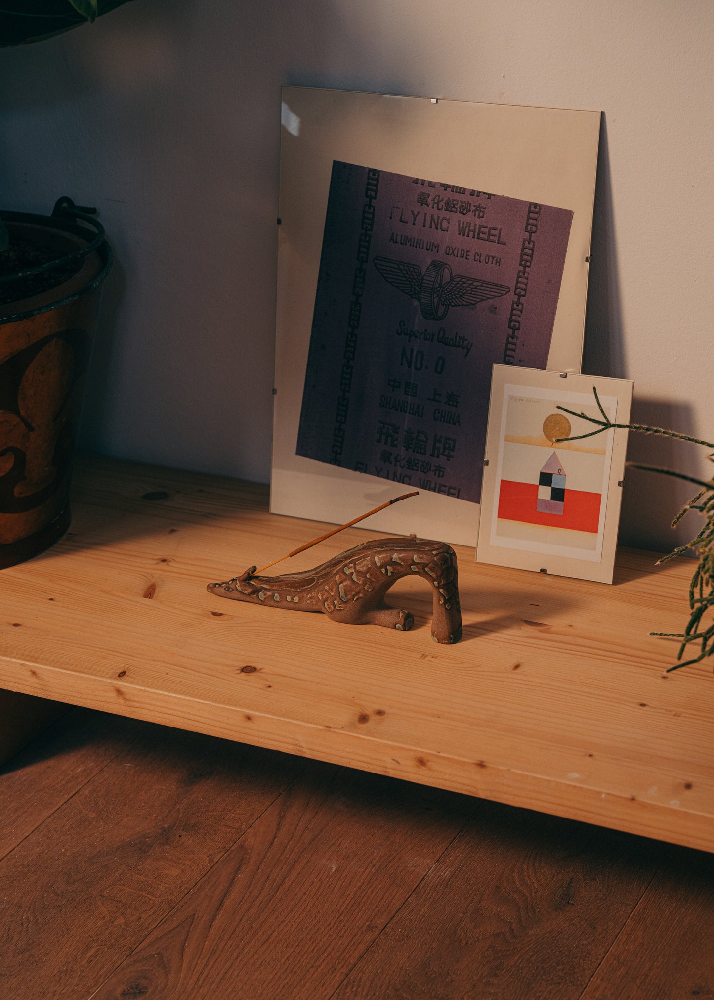 Jirafa Incense Holder